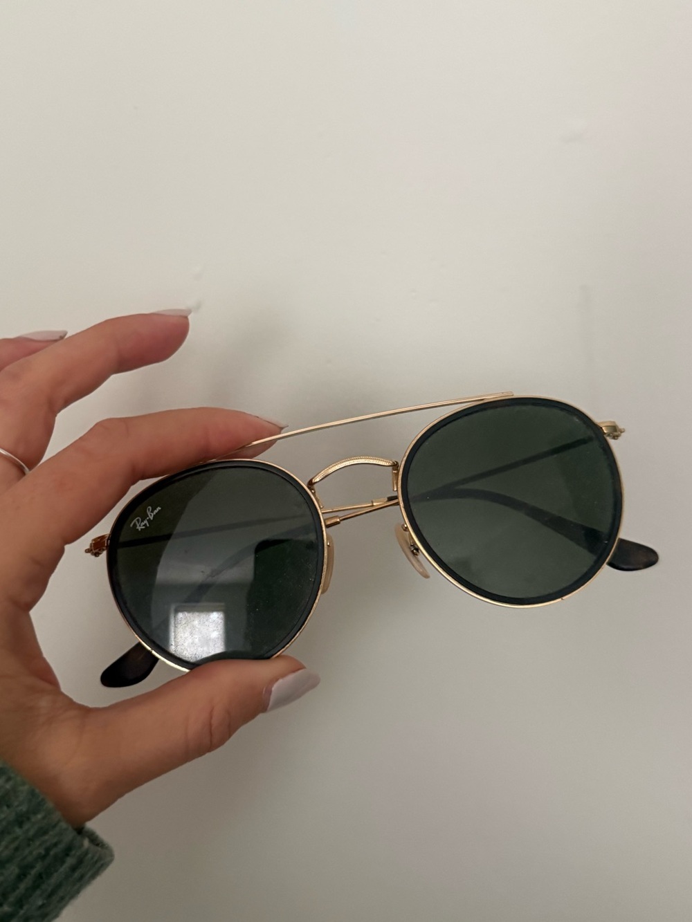 Ray-Ban Women's Gold Frame Round Sunglasses - Picture 4 of 5